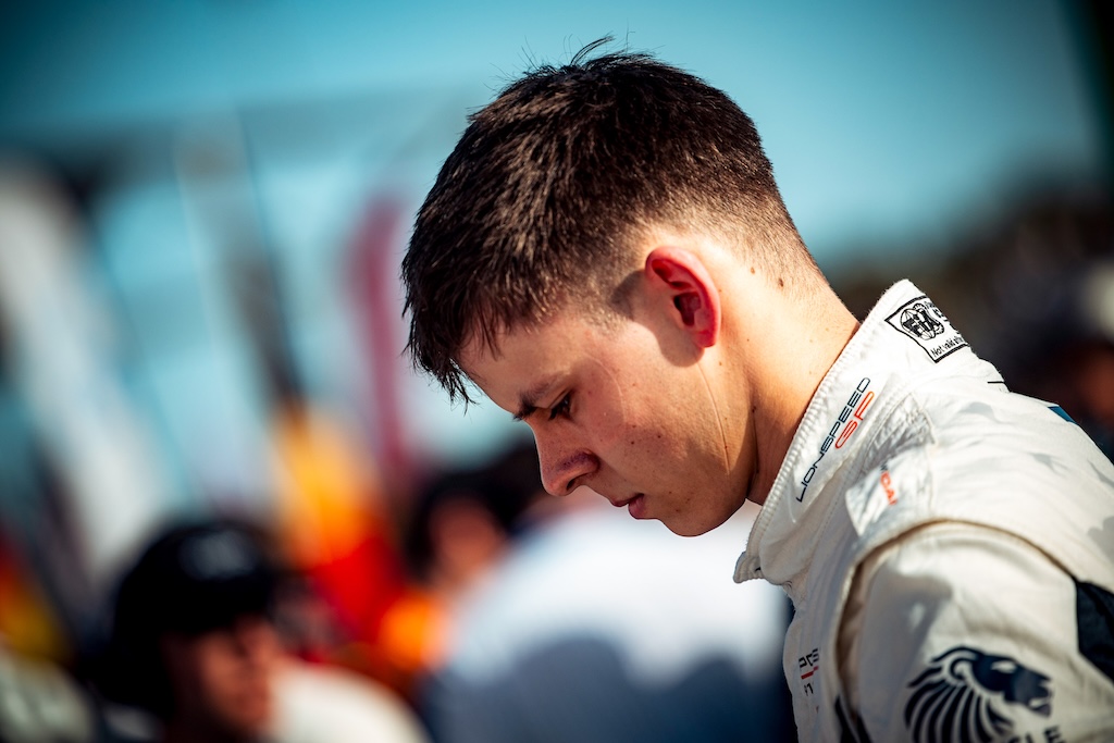 Stærk fart, tidlig exit: Bastian Buus sendt ud af GTWC-premiere
(Foto: Lionspeed GP)